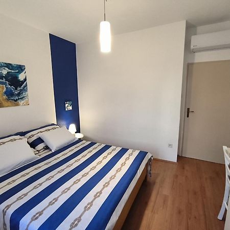 Tihana-Ground Floor With Large Terrace Makarska Exterior photo