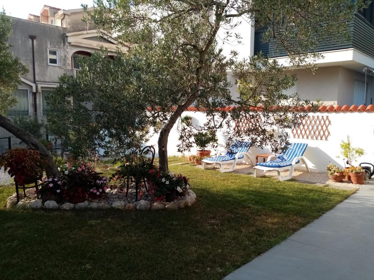 Tihana-Ground Floor With Large Terrace Makarska Exterior photo