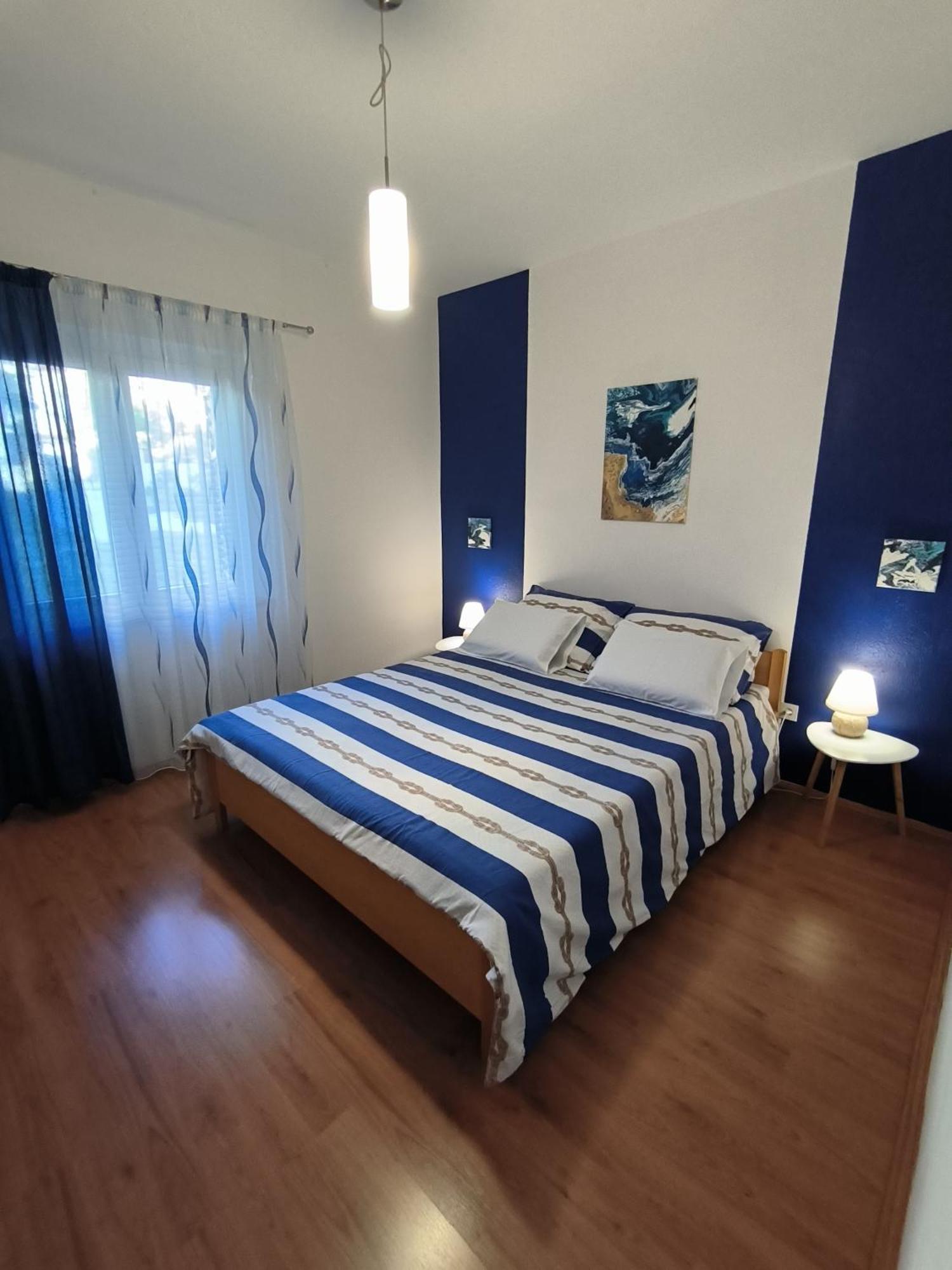 Tihana-Ground Floor With Large Terrace Makarska Exterior photo